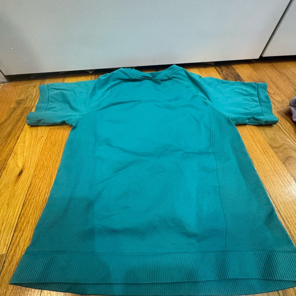 Work out top - Picture 4 of 7